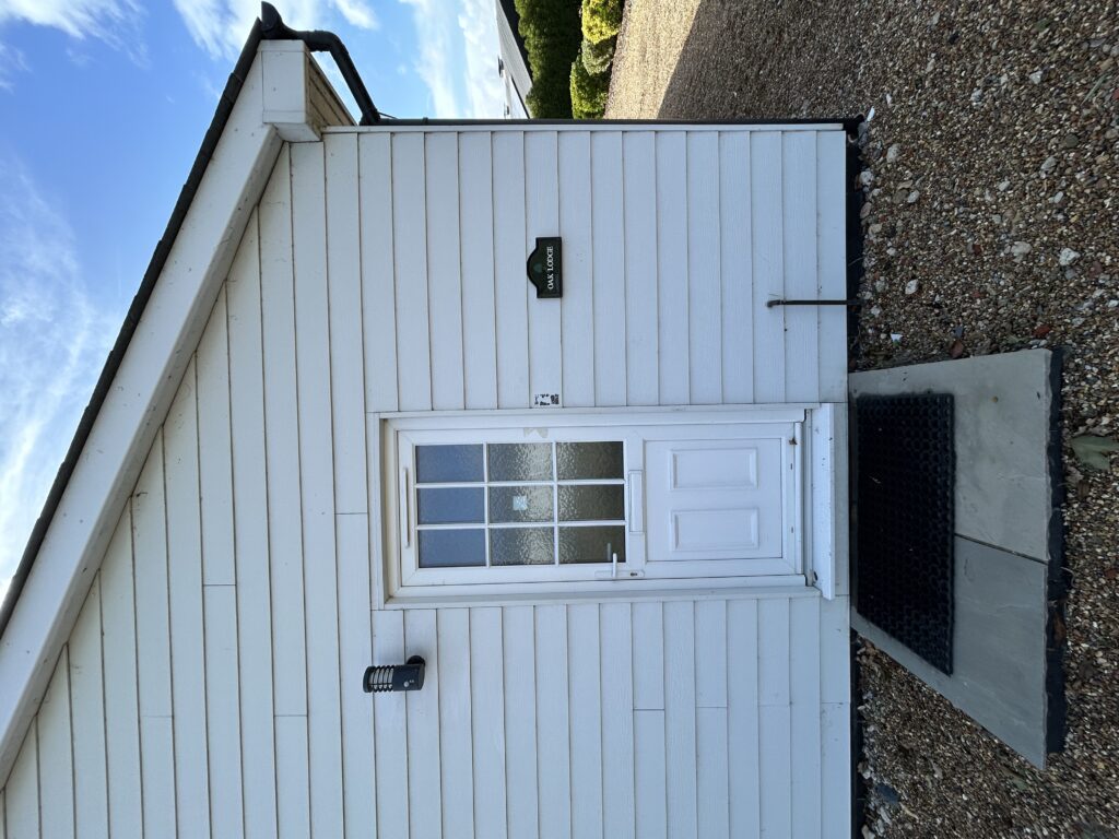 Oak Lodge, 8 Brook Road, Tillingham, Essex, CM0 7SG